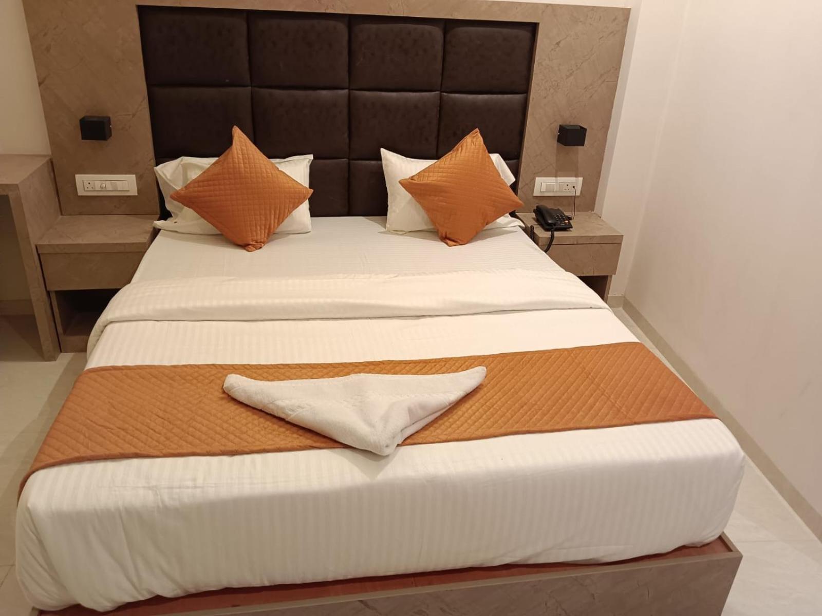 Hotel Metro Inn Bombay Eksteriør billede